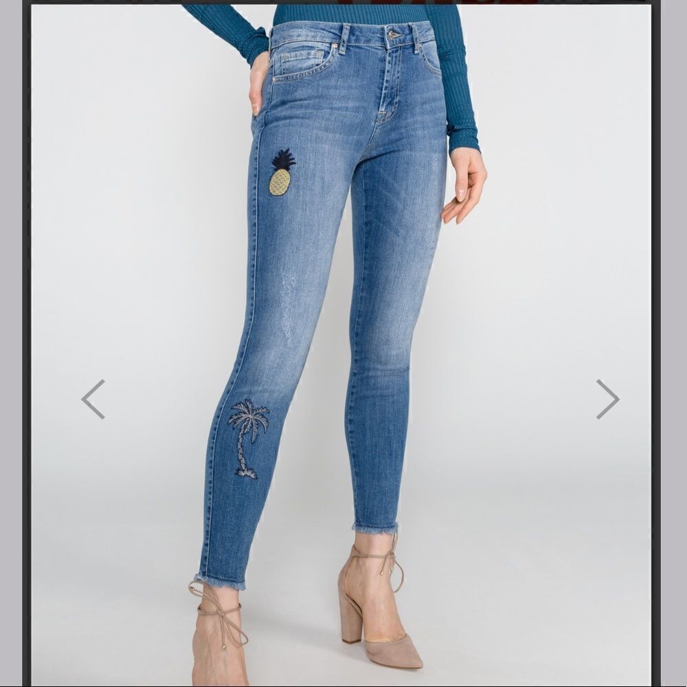 NWT Desigual Exotic Jeans Womens Blue Embroidered Tropical Skinny Size 24